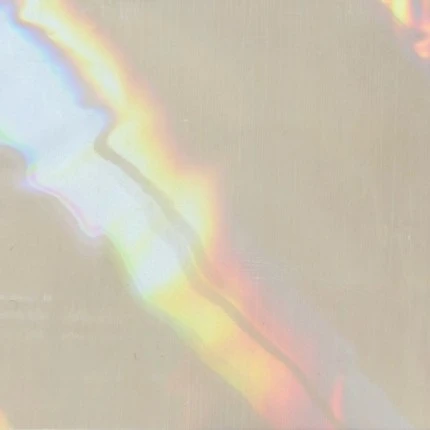 Lámina de curado fundida con holograma diagonal